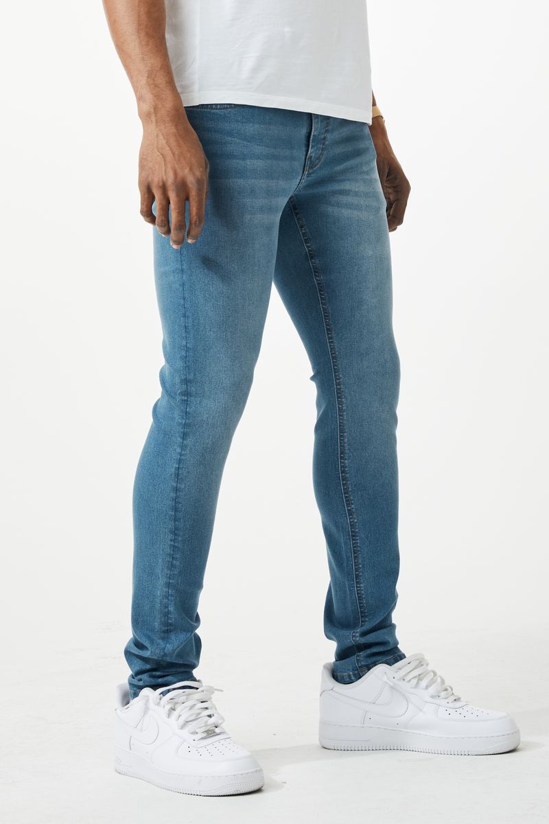 VAQUEROS DE DENIM DE AJUSTE AJUSTADO