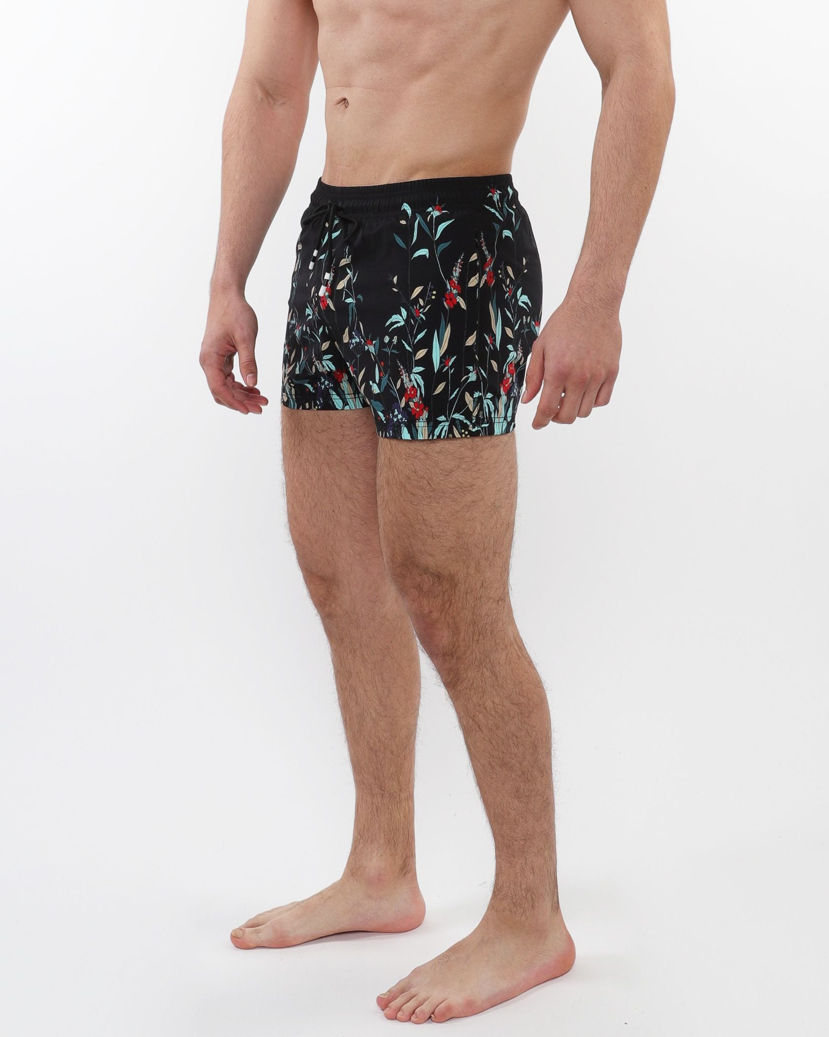 PRINTED SWIM SHORT W/ MESH LINING