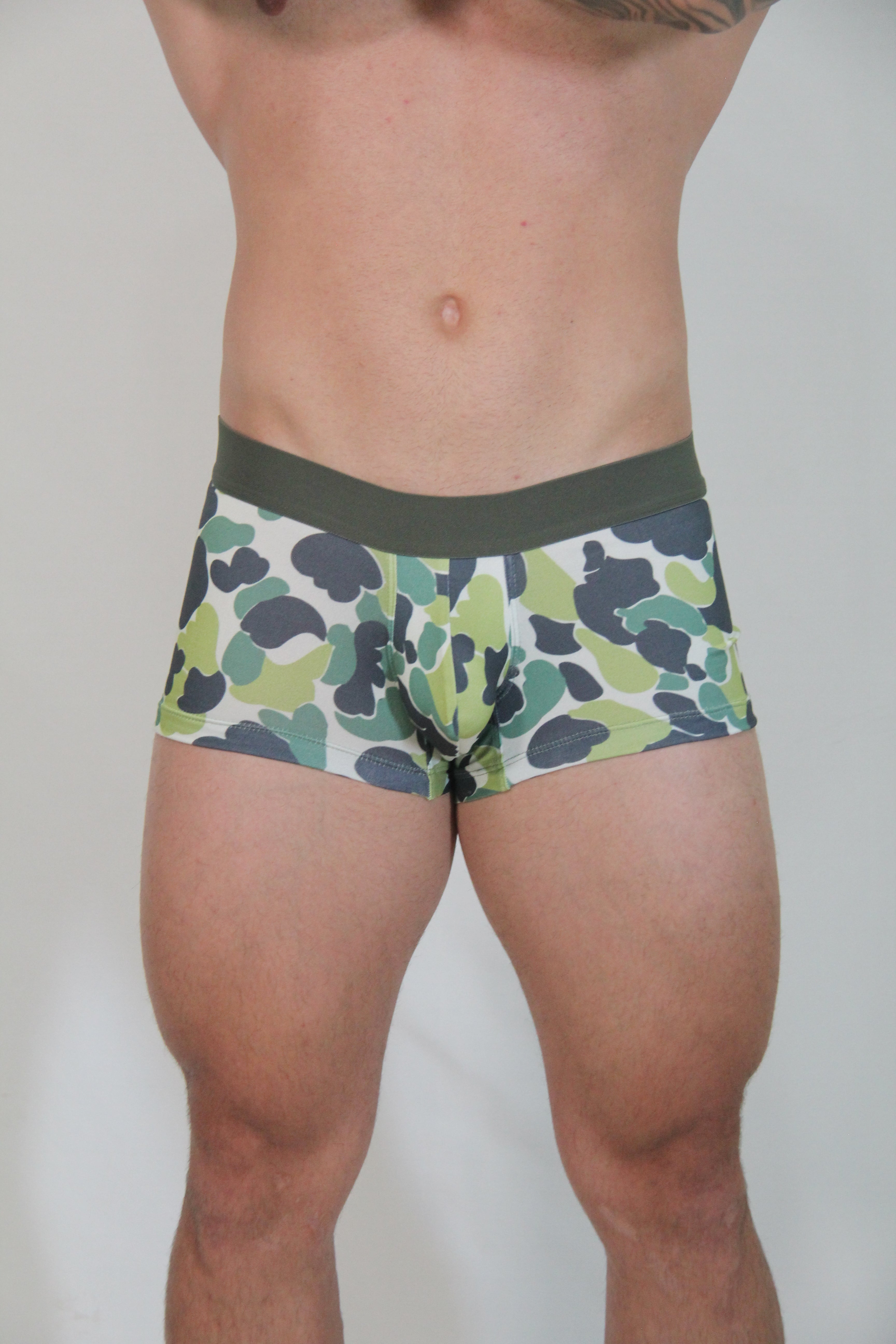 TANGA DE BAÑO TULIO - SÓLIDOS