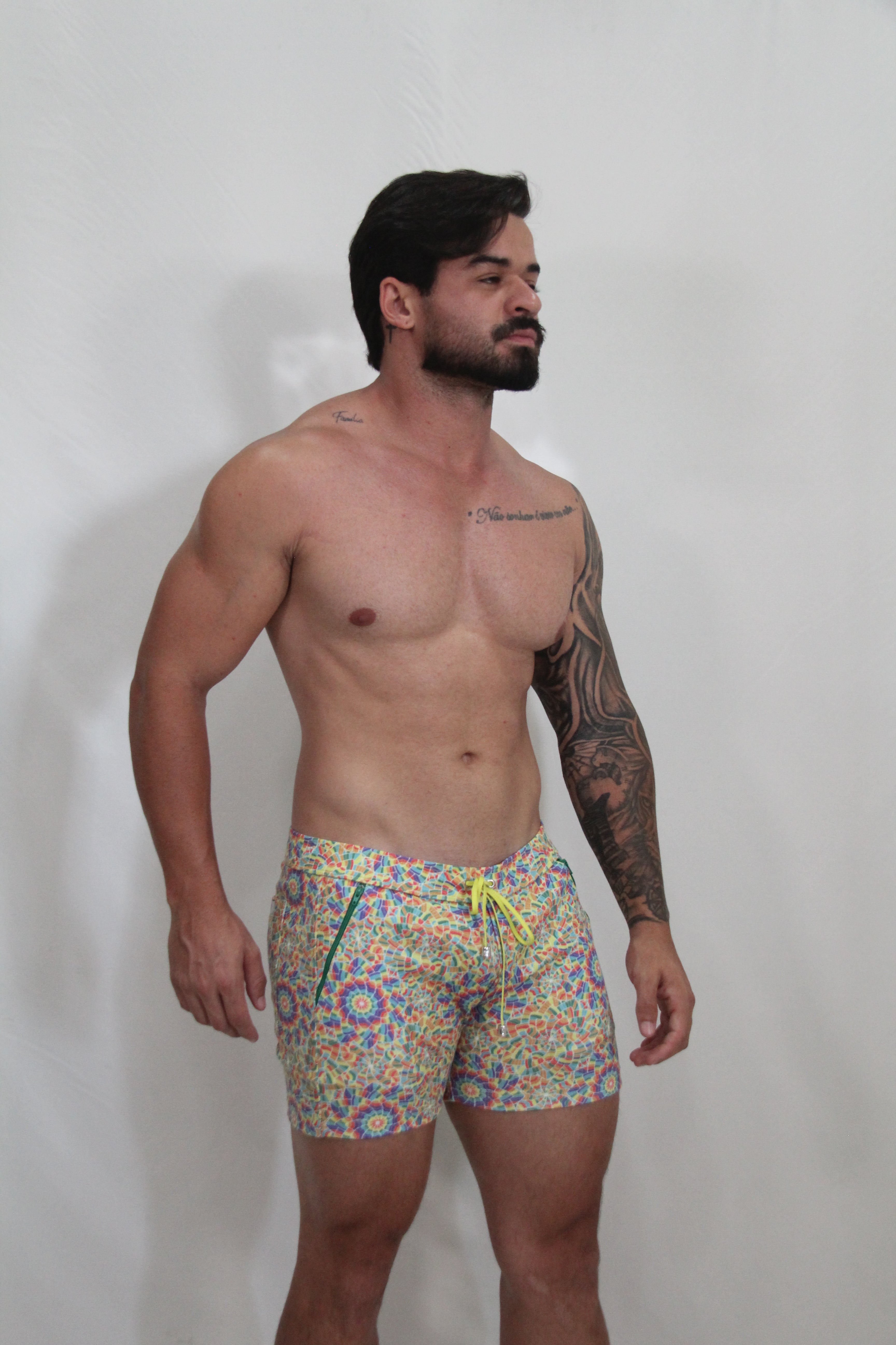 PANTALONES CORTOS CON TEXTURA DE LINO MANDALA