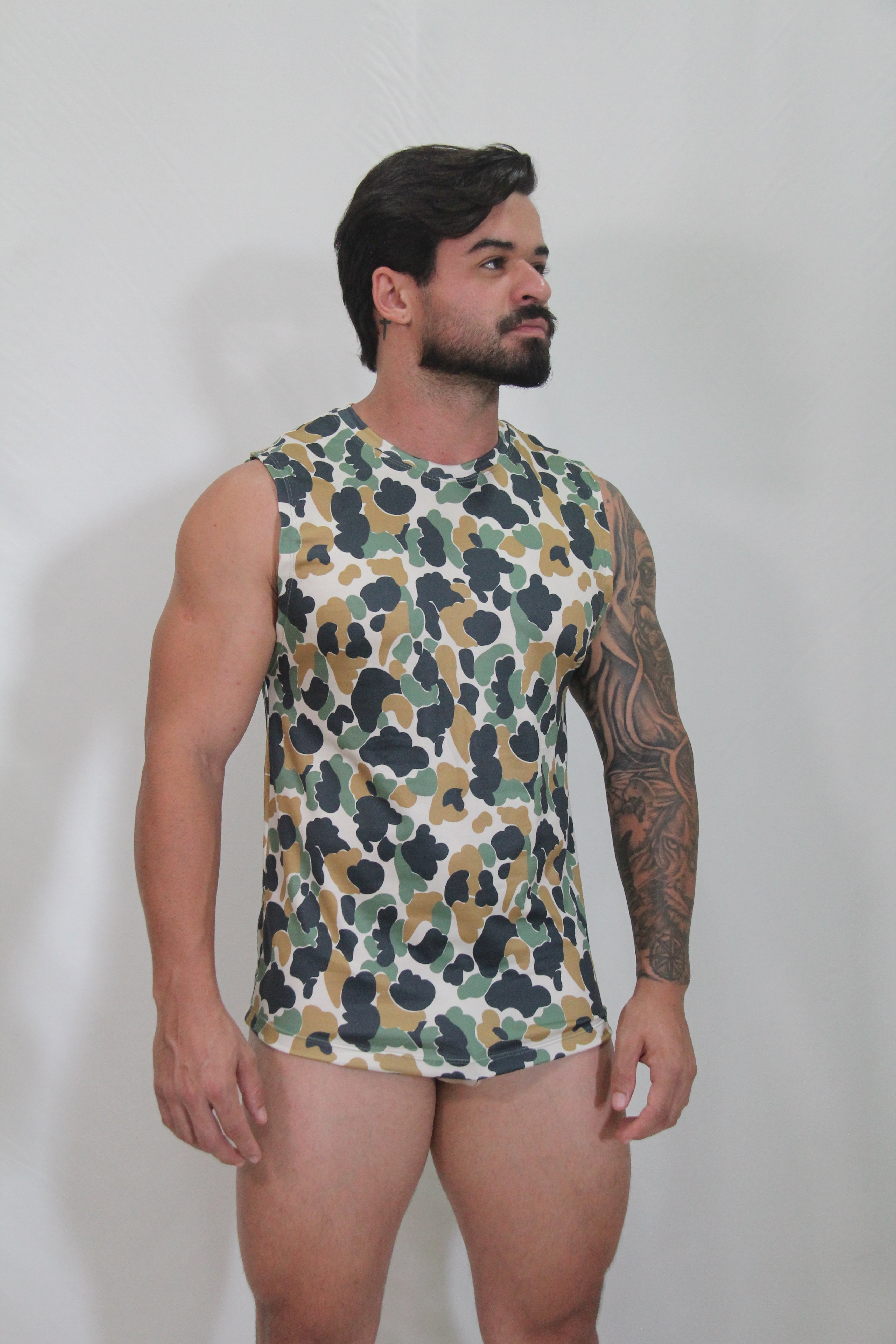 CAMISETA SIN MANGAS CON ESTAMPADO DE MARTINI