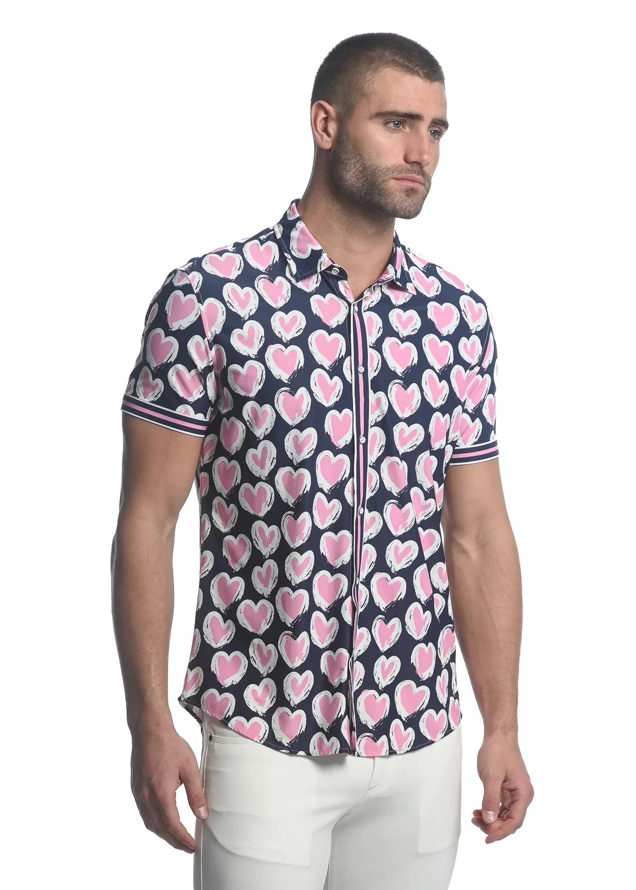 HEARTS PRINTED PERFORMANCE S/S SHIRT