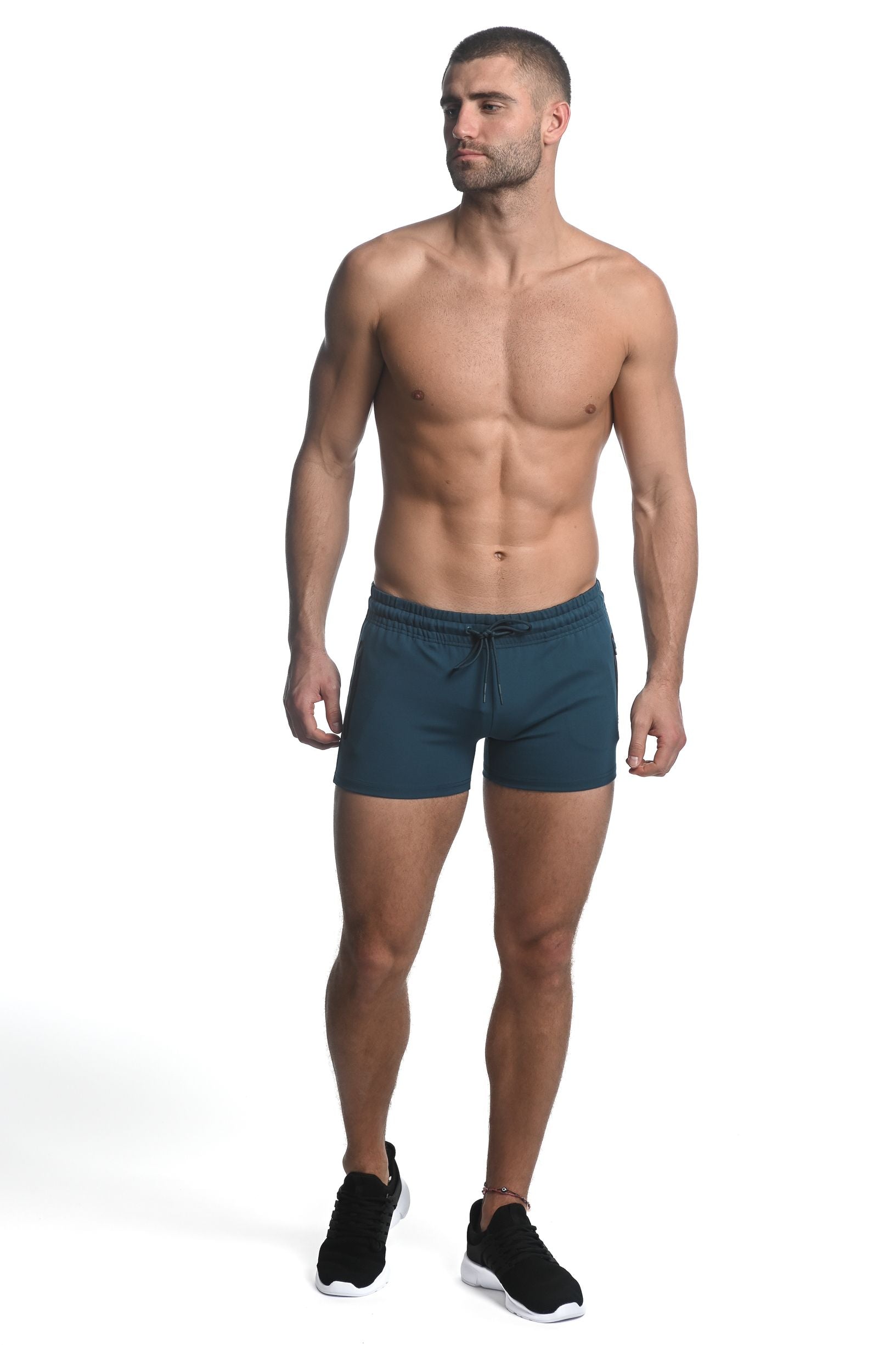 VAULT GYM-TECH STRETCH SHORTS W/ HEAT WELD ZIPPERS