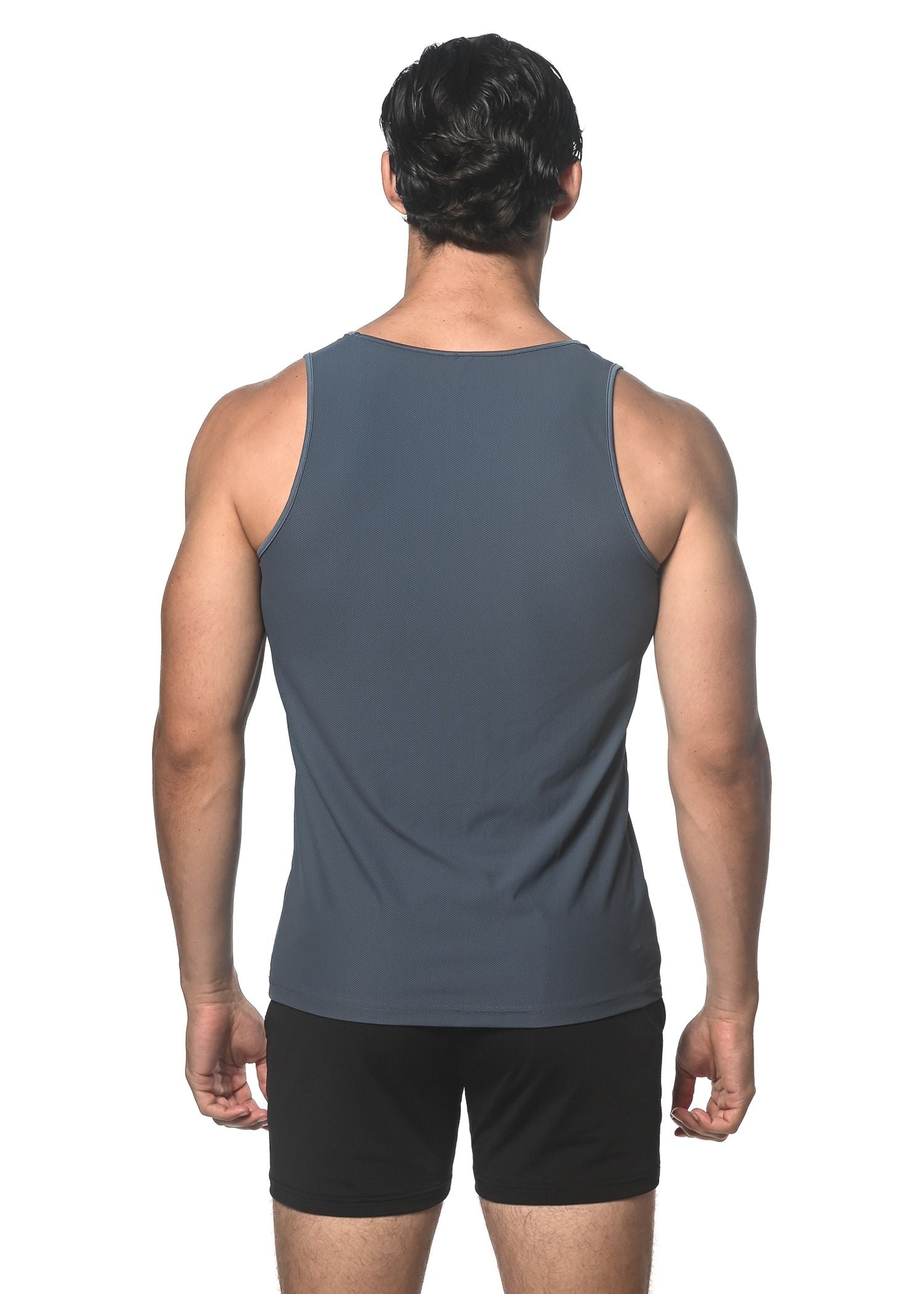 TEXTURED MESH PERFORMANCE TANK