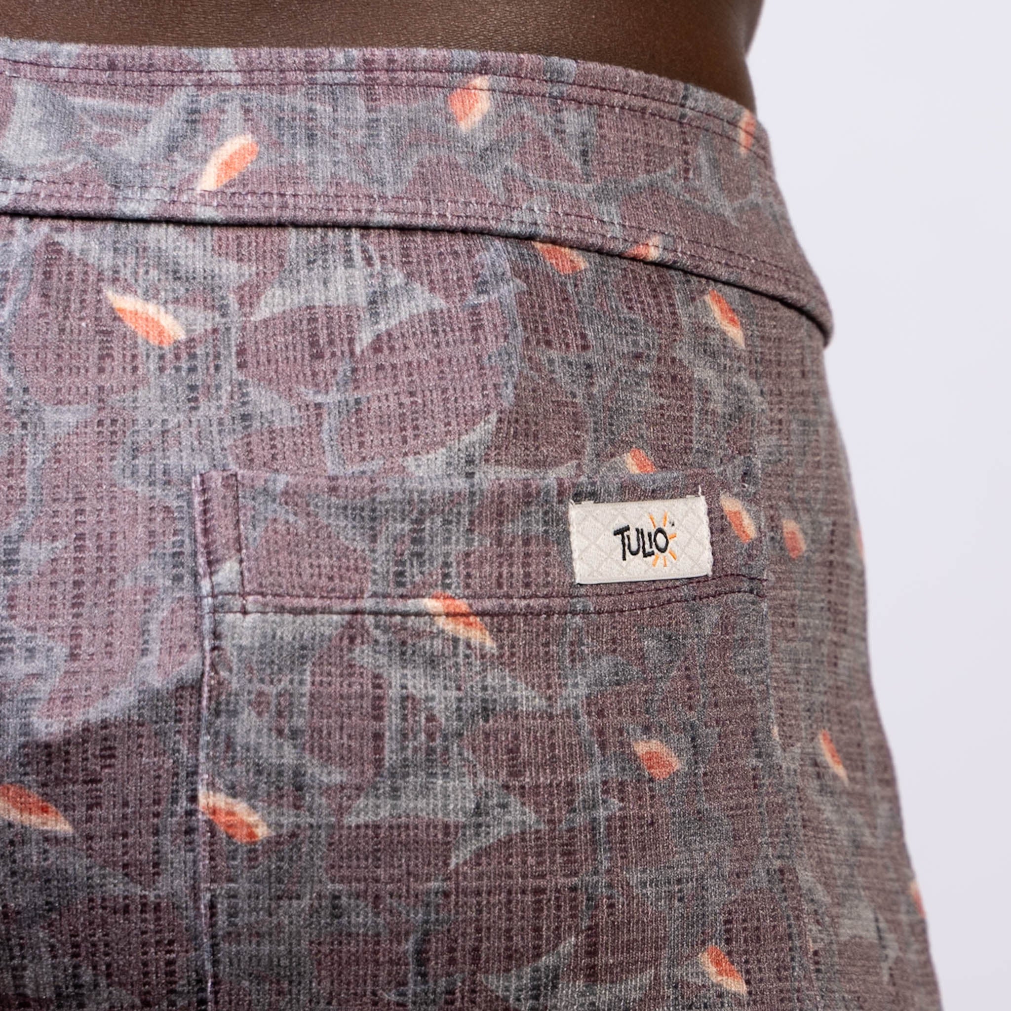 VINTAGE STRIPES LINEN TEXTURE SHORTS